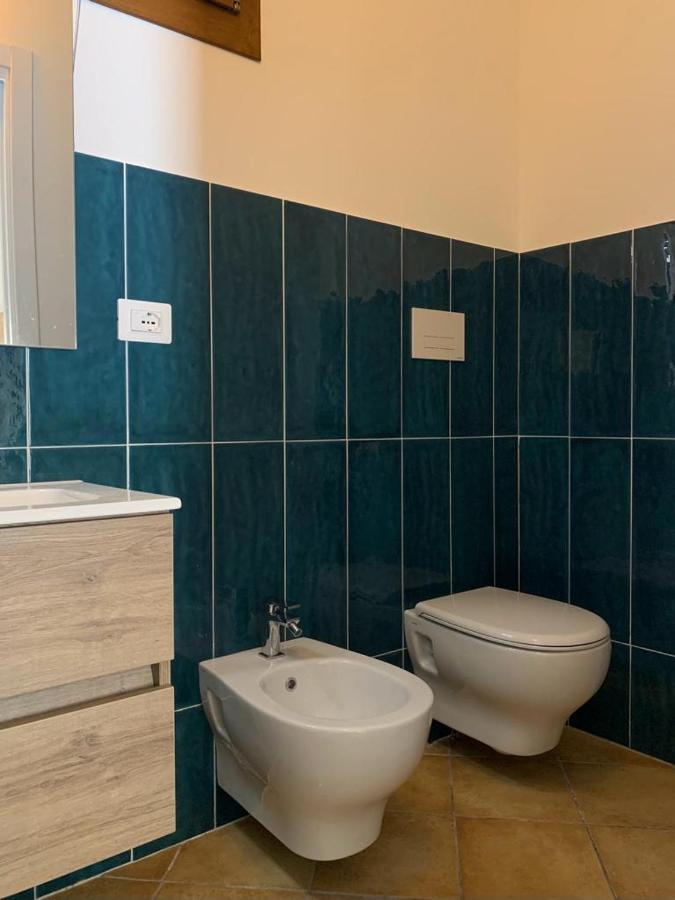 カーヴァ・デ・ティッレーニ La Stanza In Giardino Bed & Breakfast エクステリア 写真
