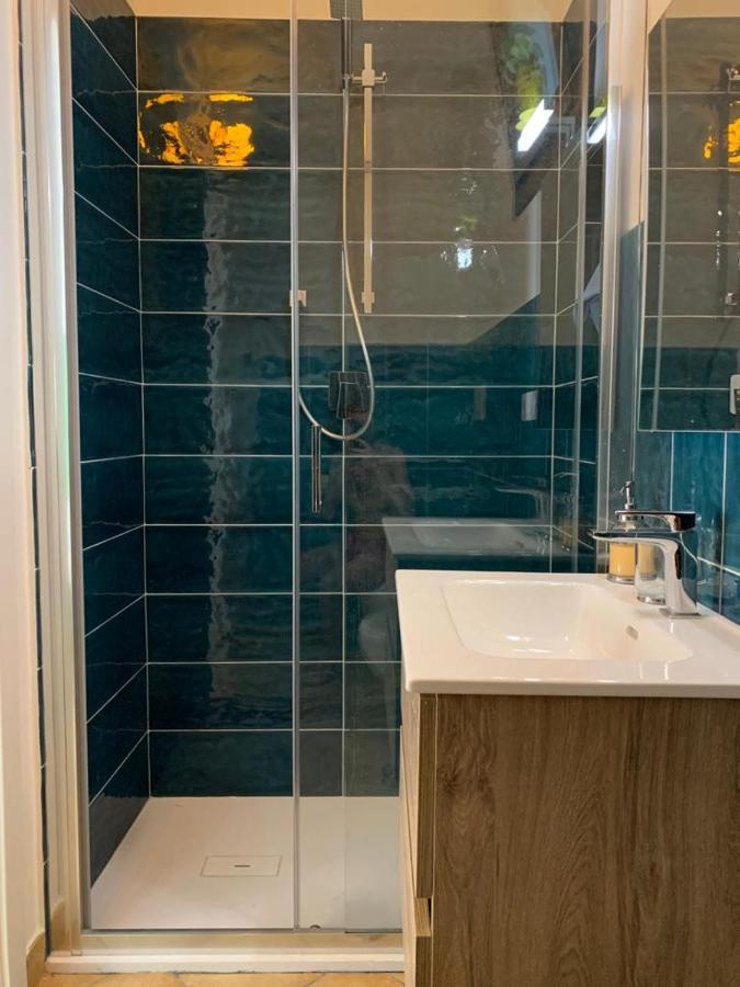 カーヴァ・デ・ティッレーニ La Stanza In Giardino Bed & Breakfast エクステリア 写真